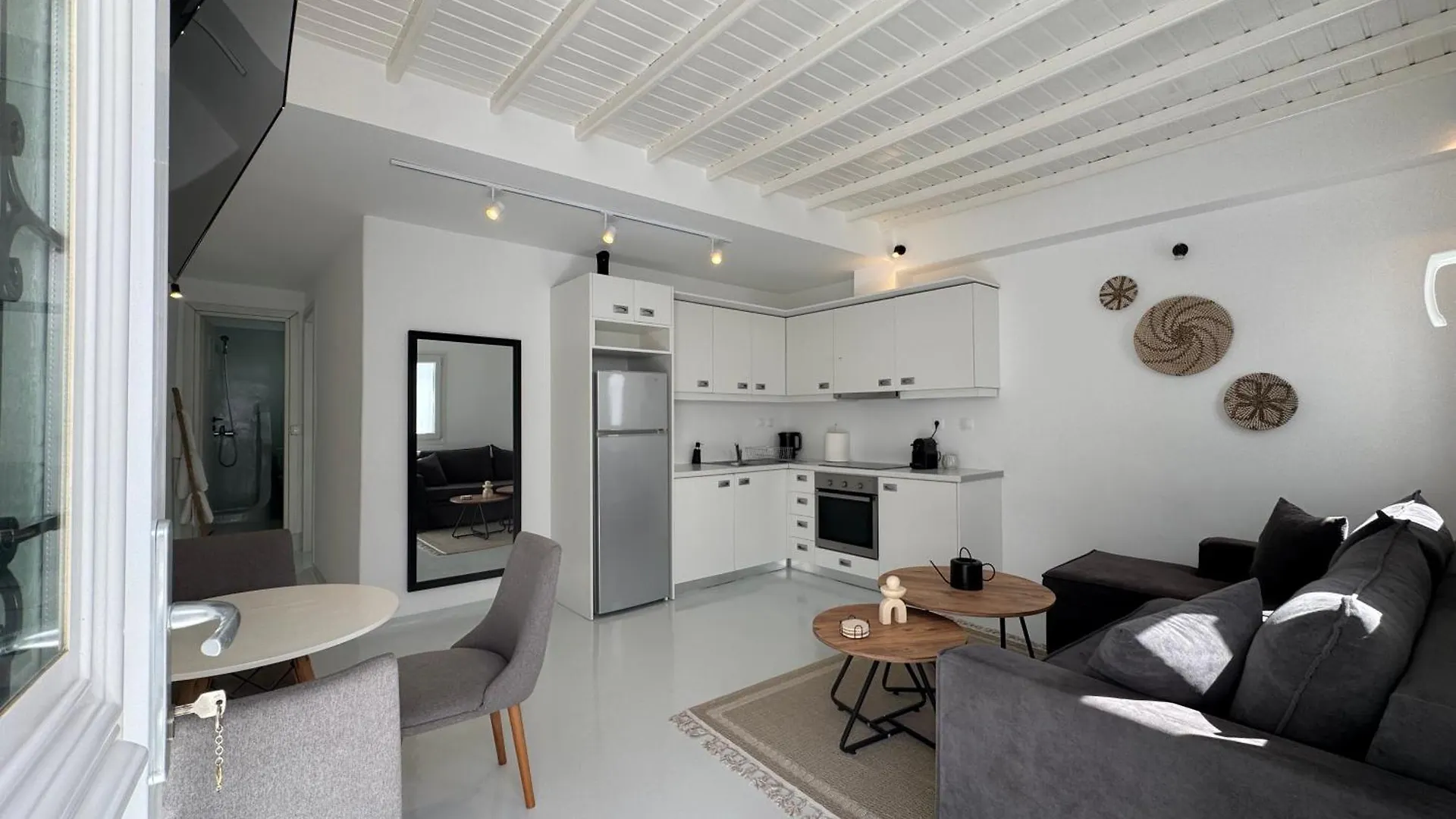 Entropia Myconian Apartment Mykonos Town